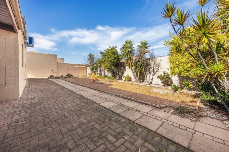 3 Bedroom Property for Sale in Jagtershof Western Cape
